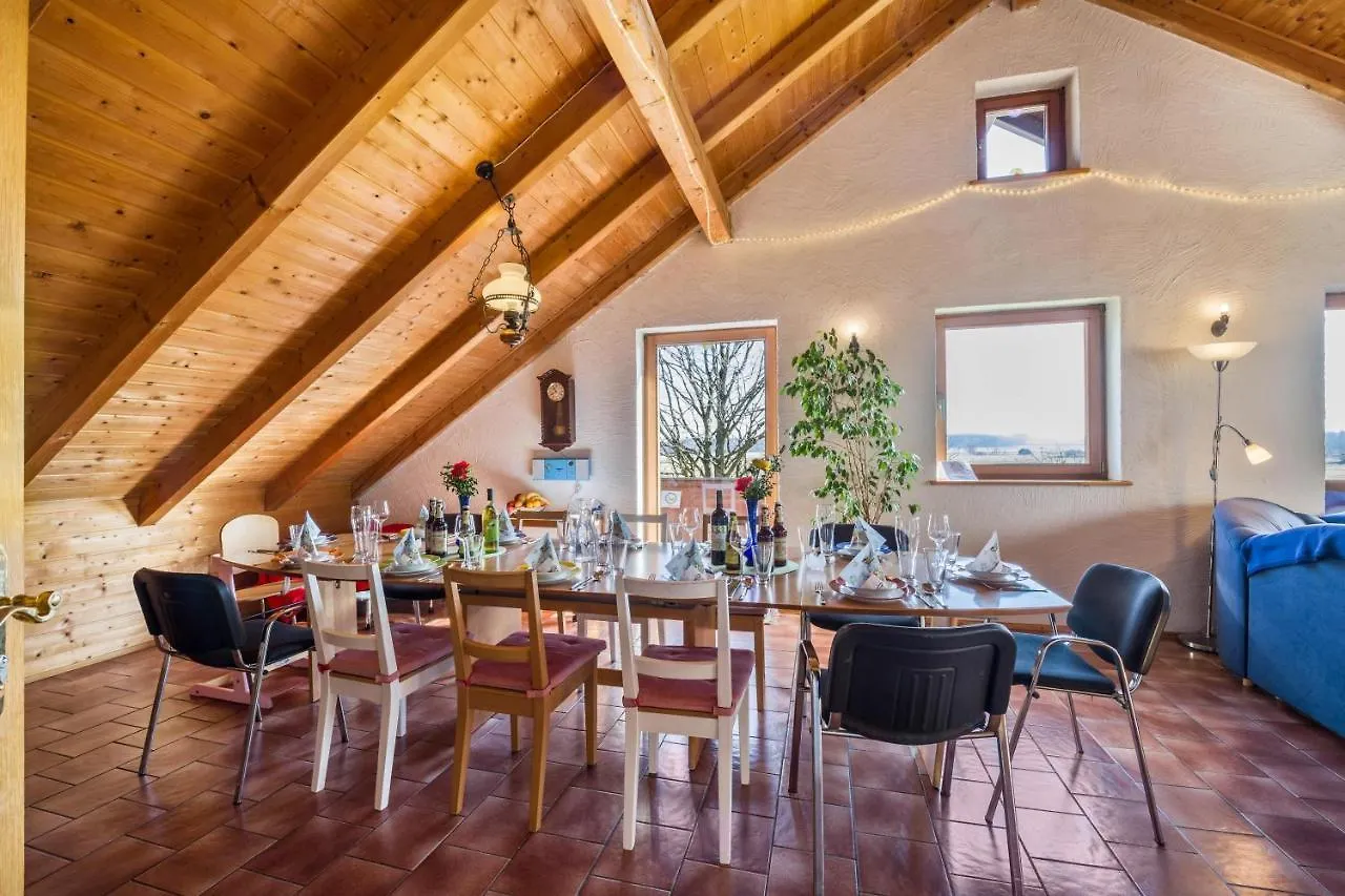 Das Kleine Paradies Purgen