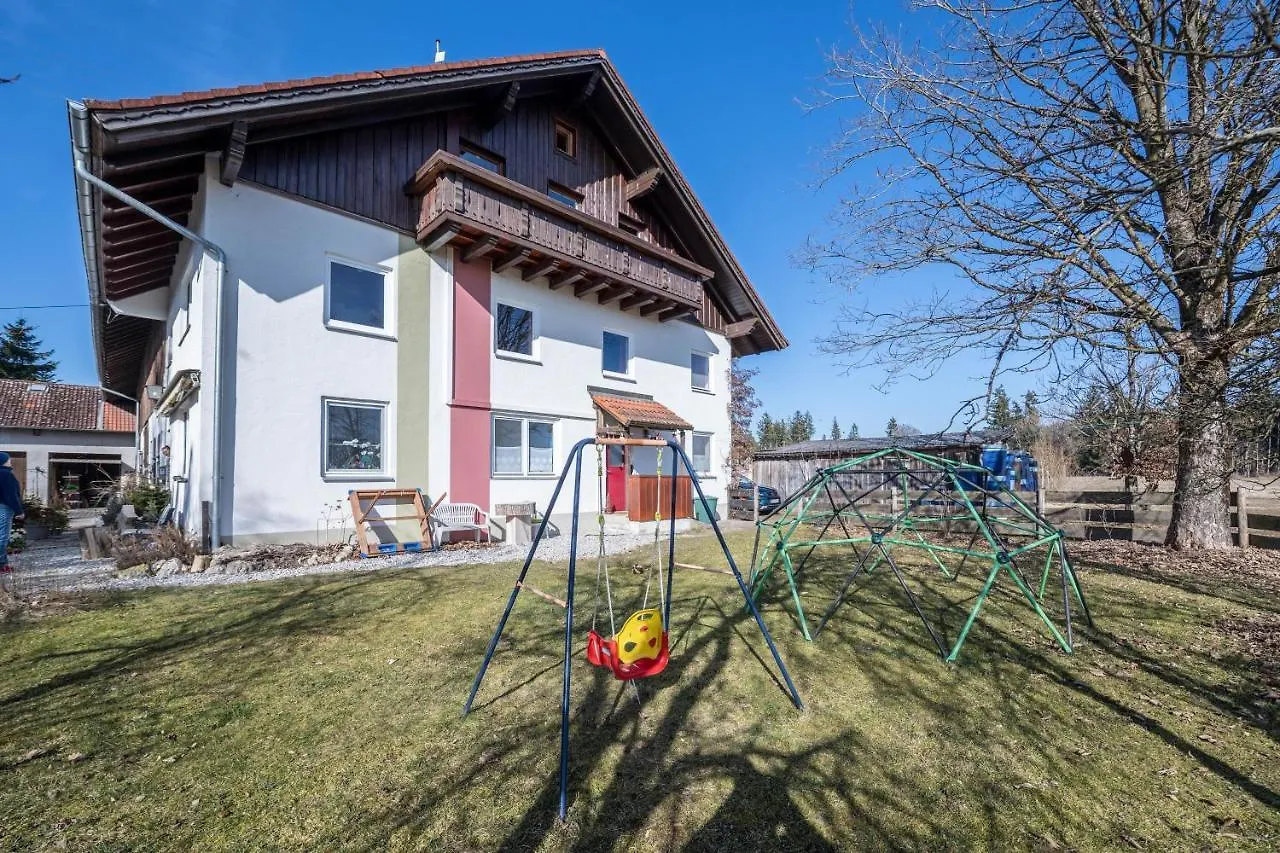 Das Kleine Paradies Purgen 度假居